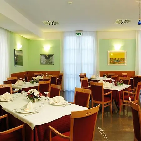 San Domenico's 3* Matera