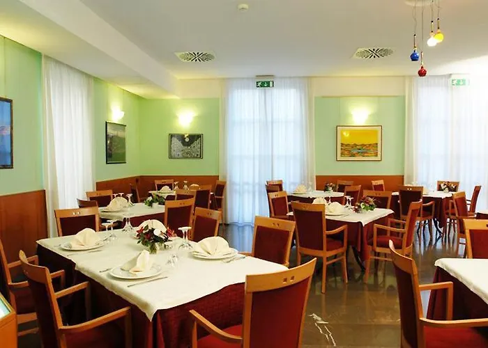 San Domenico's 3* Matera